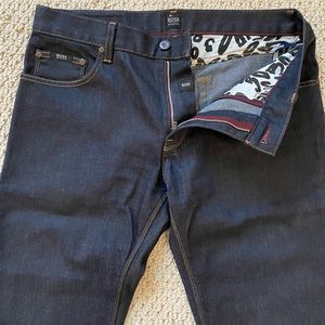 Hugo Boss men's Dark blue jeans straight fit / stretch